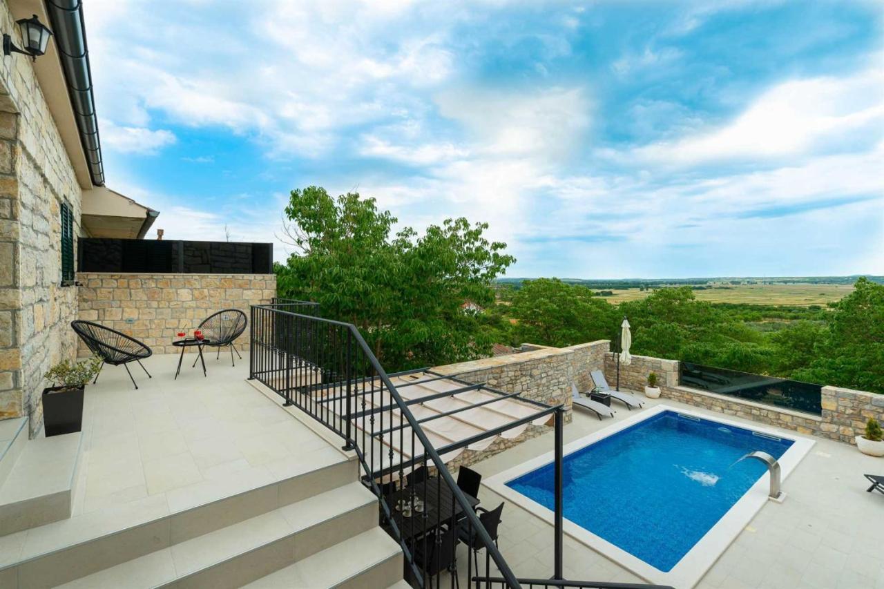 Stone Villa Didovi Snovi With Heated Pool Lisane Ostrovicke Eksteriør bilde
