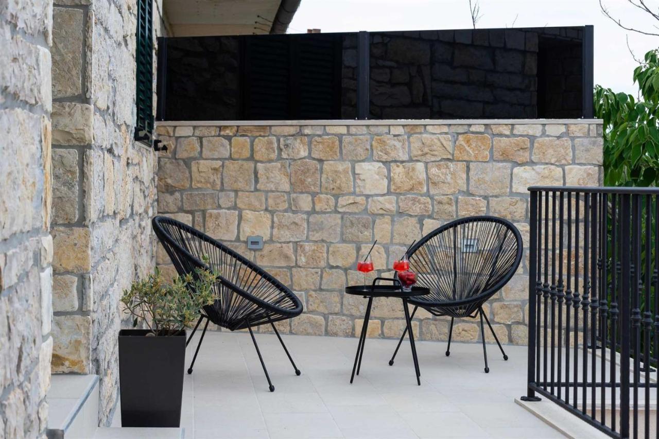 Stone Villa Didovi Snovi With Heated Pool Lisane Ostrovicke Eksteriør bilde